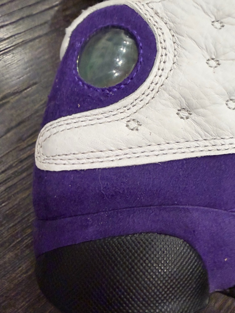 Air Jordan 13 Retro Lakers size 6Y - Picture 2 of 11